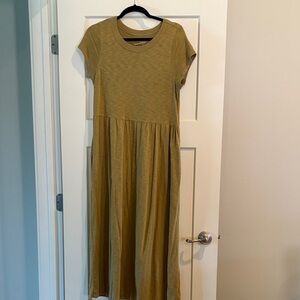 Universal Thread Olive Green Maxi Dress with Short Sleeves